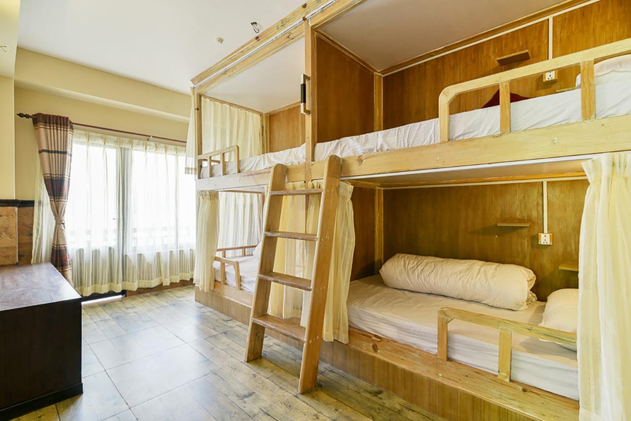 פוקהרה Hotel Forest Lake Backpackers' Hostel מראה חיצוני תמונה